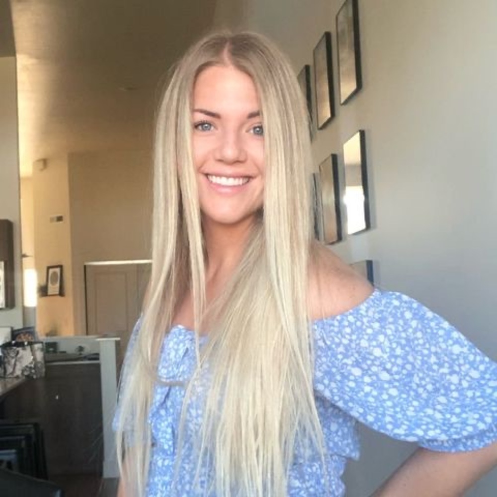 Meet your Posher, Nicole